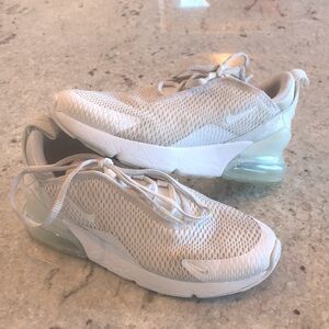 Nike Air Max 270 Beige Sneakers